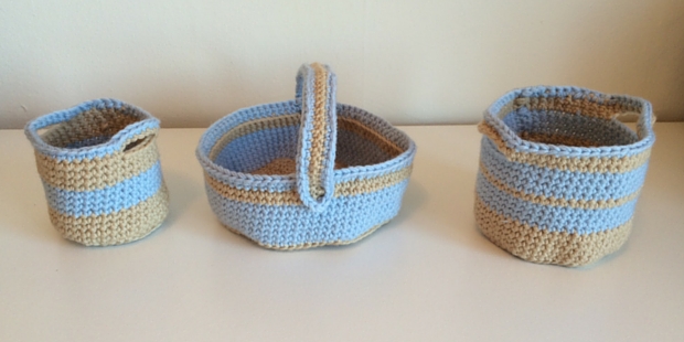 crochet stacking baskets
