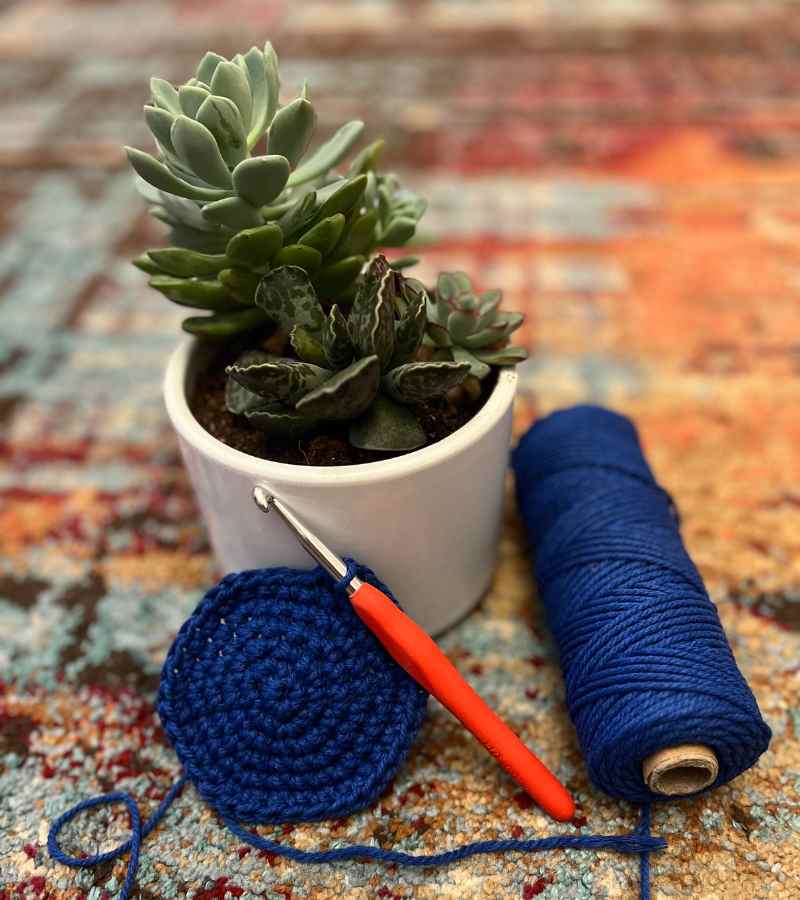crocheting with macrame