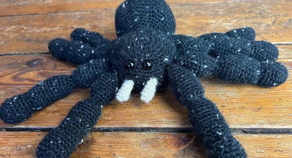 crochet tarantula