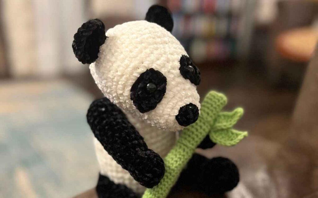 free panda crochet pattern