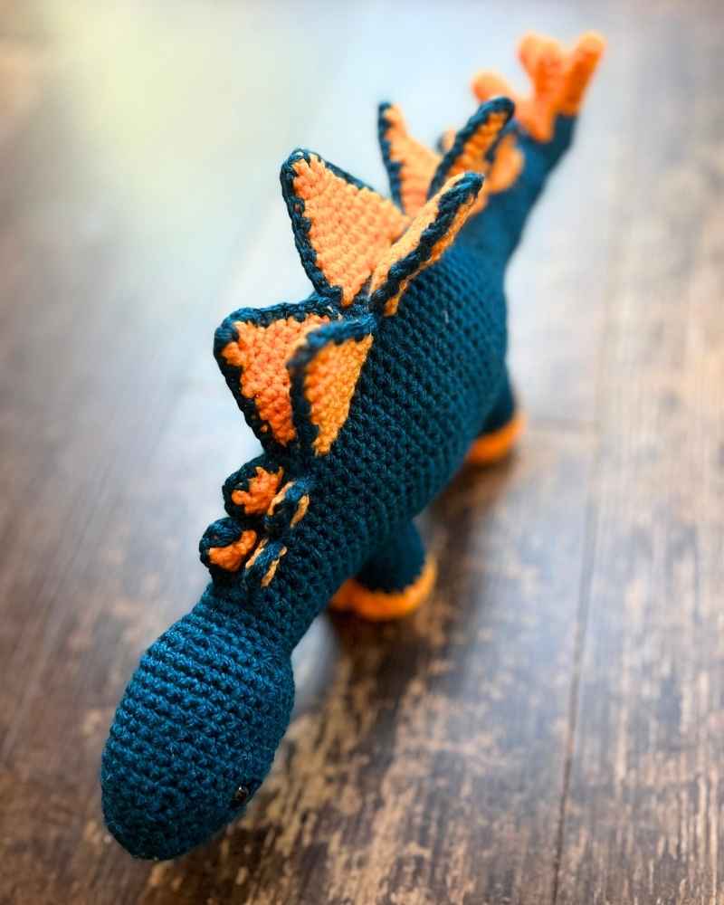 crochet stegosaurus spines