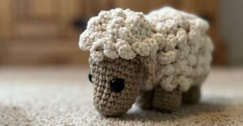 scruffy the crochet sheep