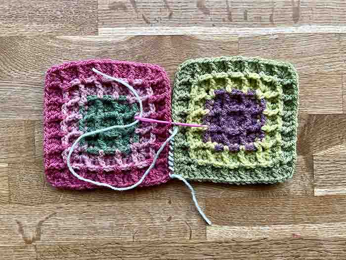 whip stitch granny square join