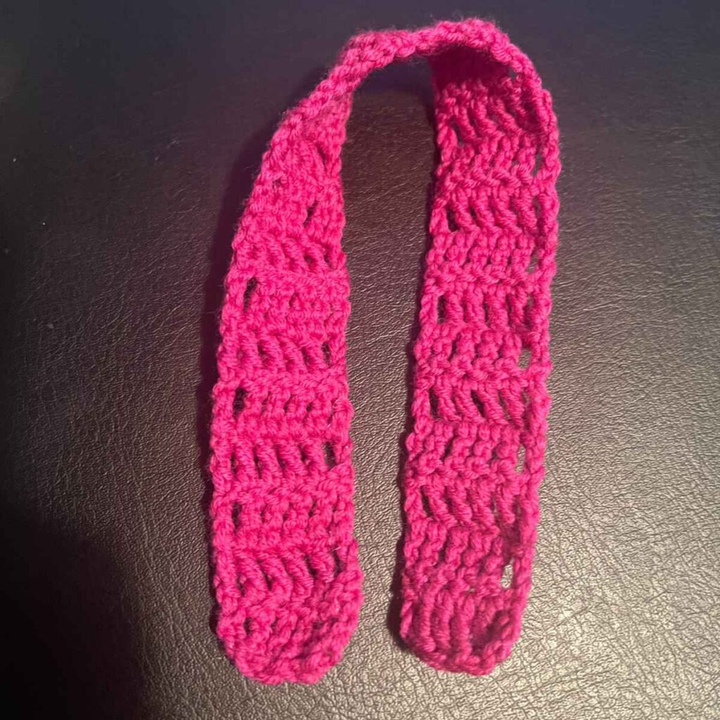 crochet doll's scarf