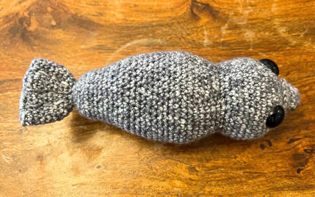 crochet seal body
