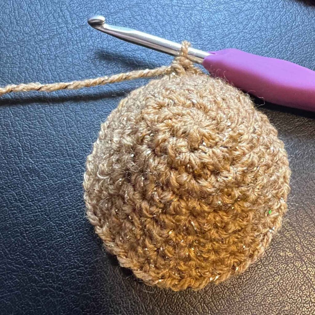 crocheting spheres