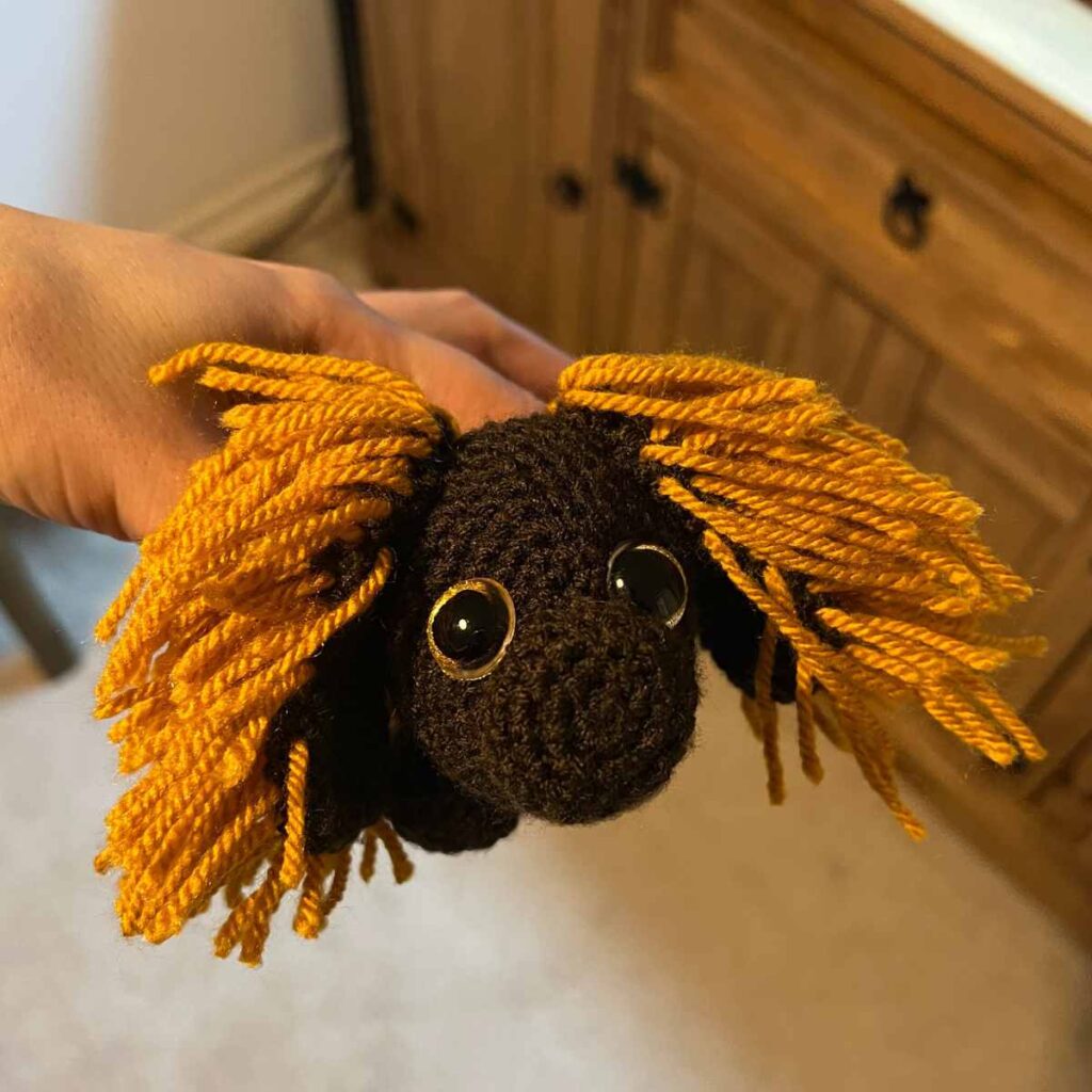 photo of the finished crochet pekingese dog
