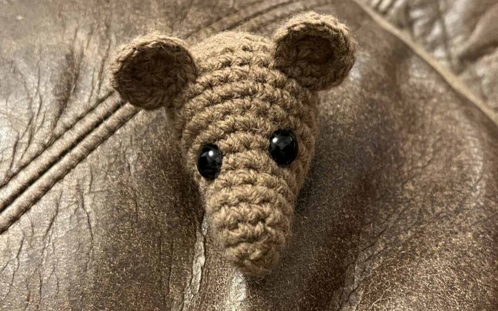 image of the crochet pine martin's head