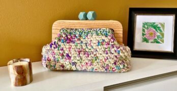 how to make a pretty crochet vintage clasp purse header