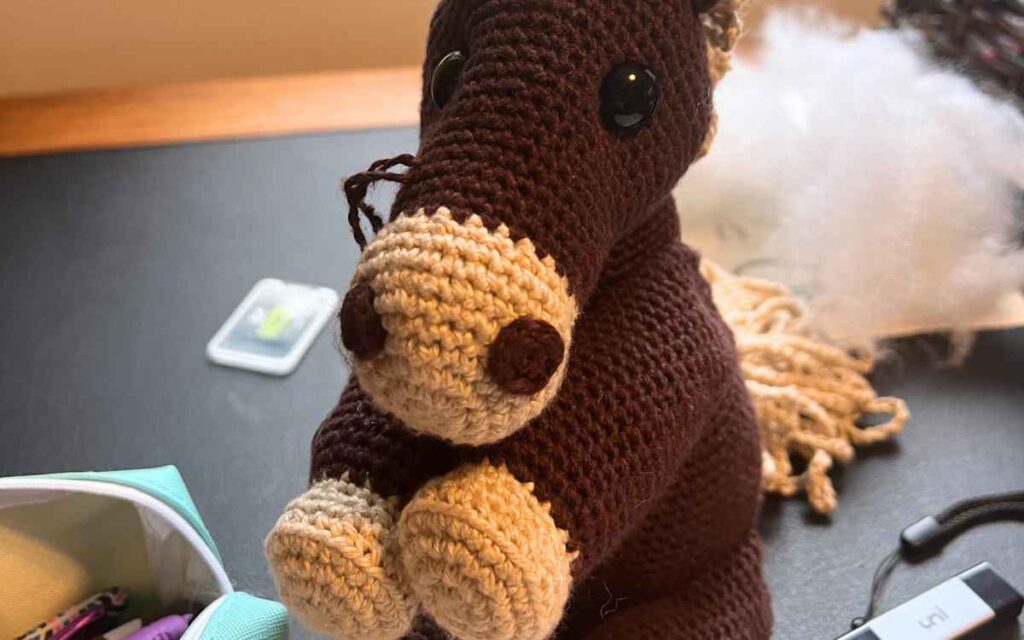 image showing crochet horse with magic circle nostrils