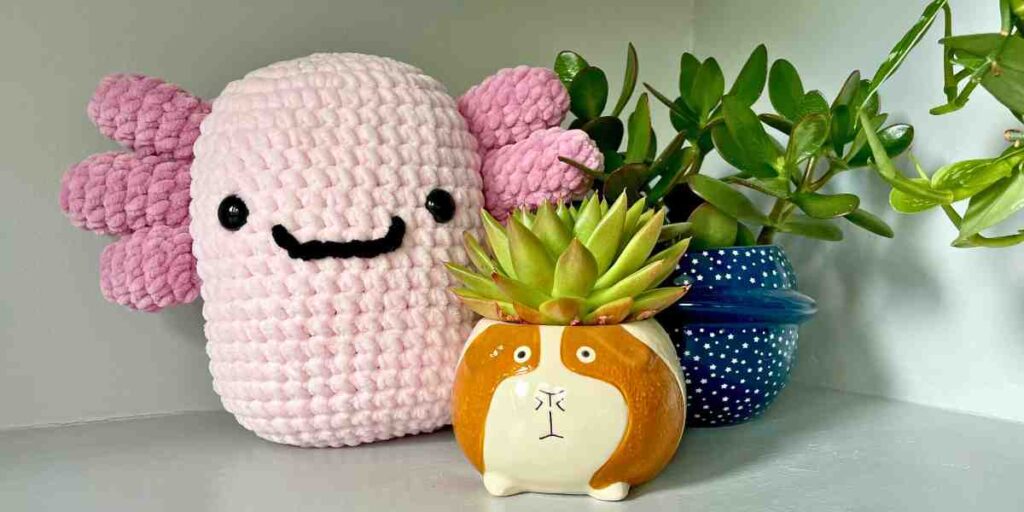 squishy crochet axolotl pattern header