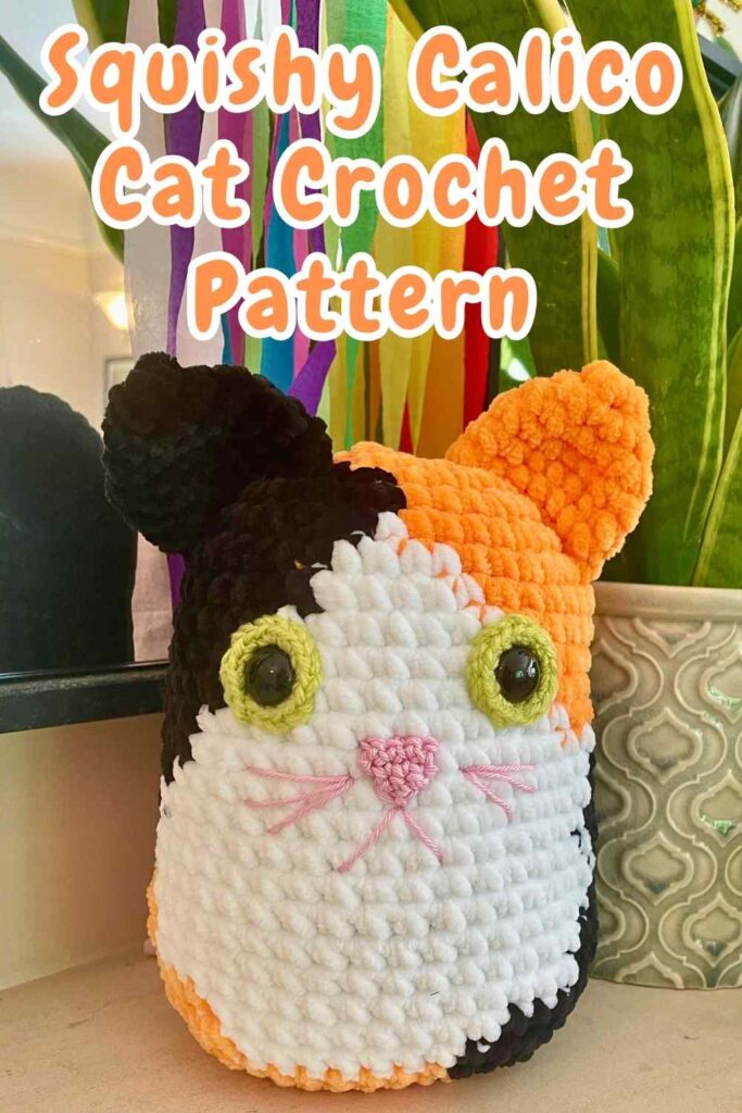 squishy crochet calico cat pattern pin