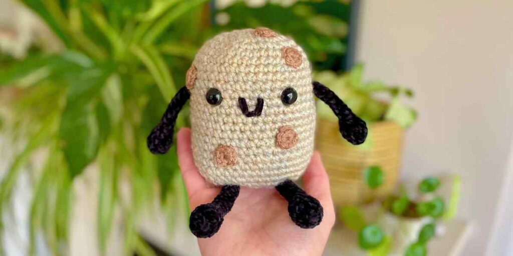 squishy crochet potato pattern header