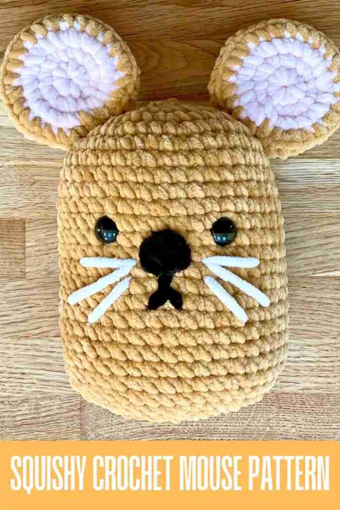 squishy crochet mouse pattern pin