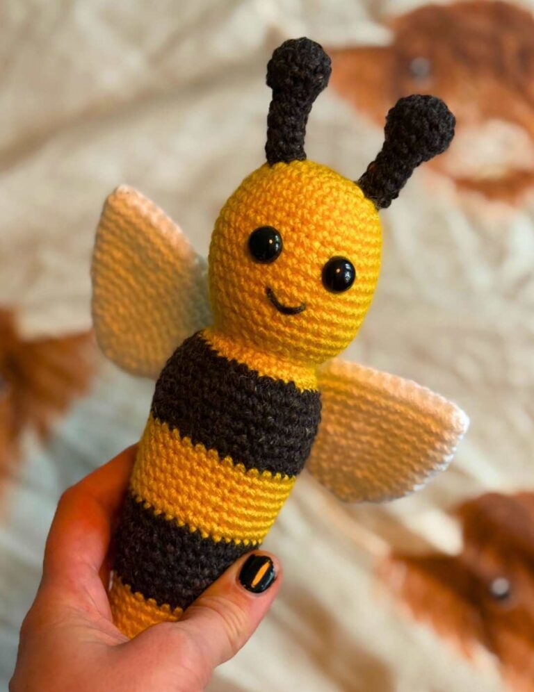 Crochet Bee – Beginner Friendly Free Pattern