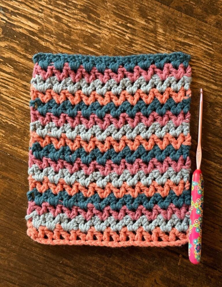 How To Crochet V Stitch – Beginners’ Guide