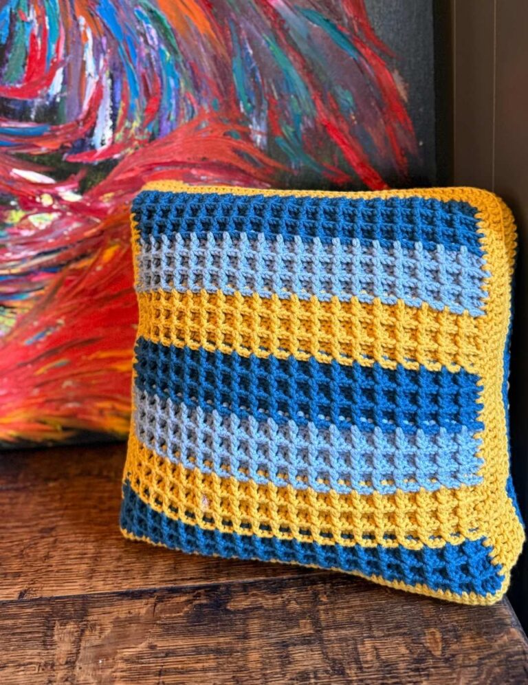 Waffle Stitch Crochet Tutorial & Free Pillow Pattern