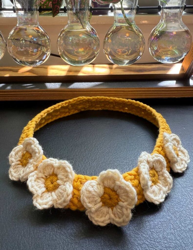 the crochet flower headband on my desk