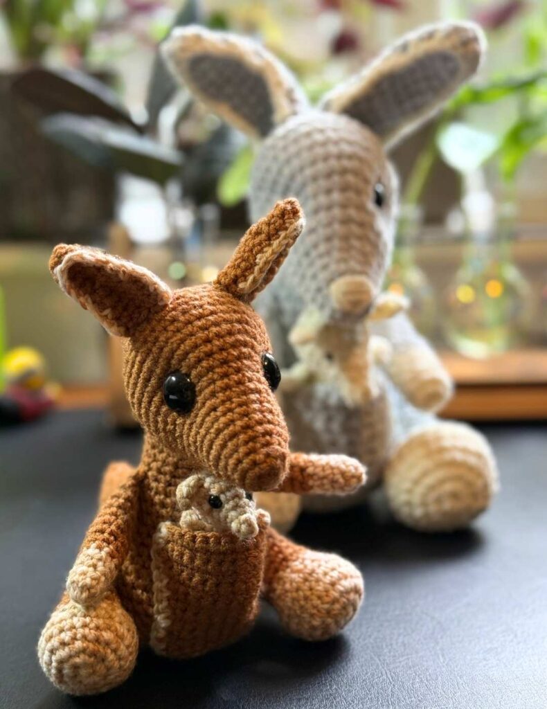 kangaroo with joey in her pouch
